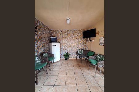 Casa à venda com 350m², 3 quartos e 4 vagas Casa à venda com 350m², 3 quartos e 4 vagasQuintal