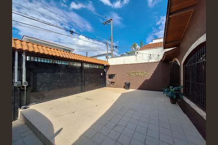 Casa à venda com 350m², 3 quartos e 4 vagas Casa à venda com 350m², 3 quartos e 4 vagasGaragem