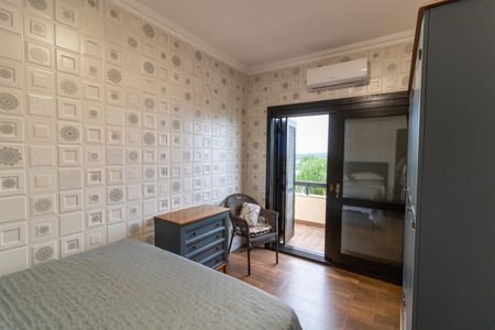 Casa de condomínio para alugar com 455m², 4 quartos e 2 vagasQuarto 1