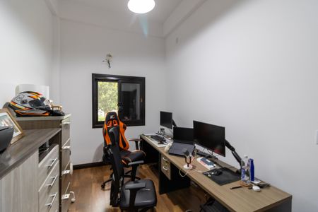 Casa de condomínio para alugar com 455m², 4 quartos e 2 vagasEscritório