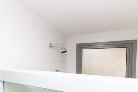 Apartamento à venda com 74m², 2 quartos e 1 vaga Apartamento à venda com 74m², 2 quartos e 1 vagaBanheiro da Suíte 1