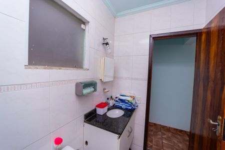 Casa à venda com 135m², 3 quartos e 2 vagasLavabo