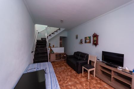 Casa à venda com 135m², 3 quartos e 2 vagasSala