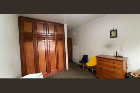 Casa à venda com 500m², 4 quartos e 4 vagas Casa à venda com 500m², 4 quartos e 4 vagasSuíte 2