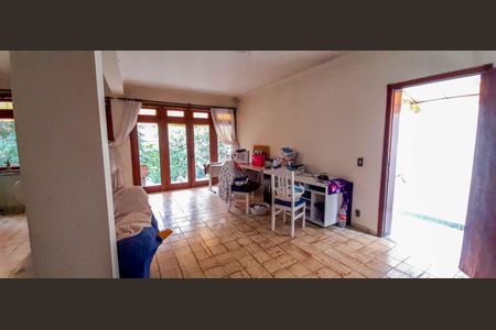 Casa à venda com 500m², 4 quartos e 4 vagas Casa à venda com 500m², 4 quartos e 4 vagasSalão de Festa