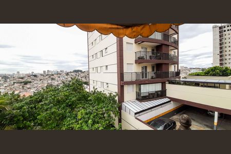 Casa à venda com 500m², 4 quartos e 4 vagas Casa à venda com 500m², 4 quartos e 4 vagasVista da Suíte 4