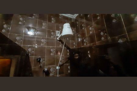 Casa à venda com 500m², 4 quartos e 4 vagas Casa à venda com 500m², 4 quartos e 4 vagasBanheiro da Suíte 2