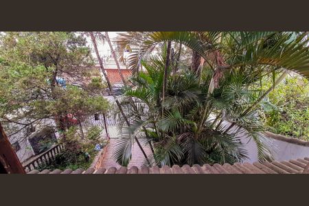 Casa à venda com 500m², 4 quartos e 4 vagas Casa à venda com 500m², 4 quartos e 4 vagasVista da Suíte 2