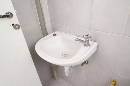 Apartamento à venda com 78m², 2 quartos e 1 vagaBanheiro de serviço