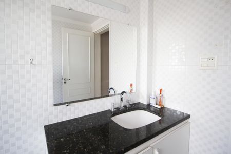 Apartamento à venda com 78m², 2 quartos e 1 vagaBanheiro