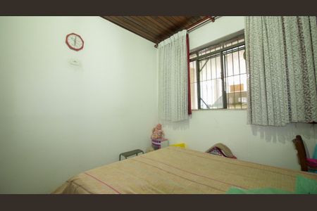 Casa à venda com 100m², 3 quartos e 1 vaga Casa à venda com 100m², 3 quartos e 1 vagaQuarto 1