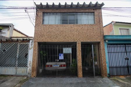 Casa à venda com 100m², 3 quartos e 1 vaga Casa à venda com 100m², 3 quartos e 1 vagaFachada