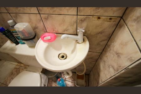 Casa à venda com 100m², 3 quartos e 1 vaga Casa à venda com 100m², 3 quartos e 1 vagaBanheiro da Suíte