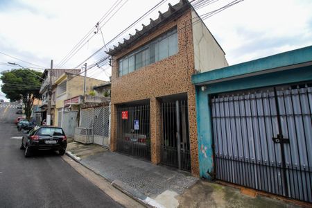 Casa à venda com 100m², 3 quartos e 1 vaga Casa à venda com 100m², 3 quartos e 1 vagaFachada