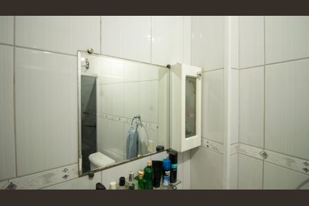 Casa à venda com 100m², 3 quartos e 1 vaga Casa à venda com 100m², 3 quartos e 1 vagaBanheiro Social