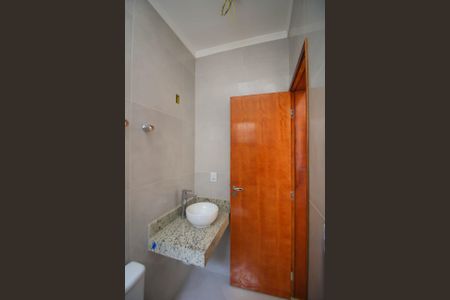 Casa à venda com 110m², 3 quartos e 2 vagasBanheiro