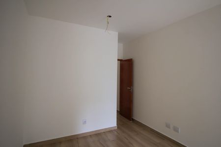 Casa à venda com 110m², 3 quartos e 2 vagasSuíte