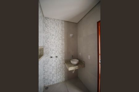 Casa à venda com 110m², 3 quartos e 2 vagasBanheiro da Suíte