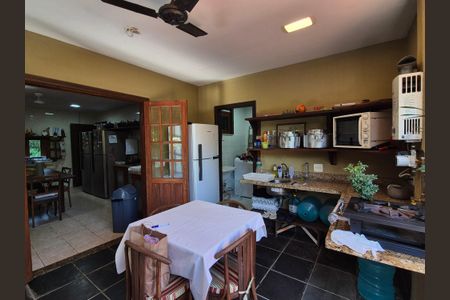 Casa de condomínio à venda com 400m², 4 quartos e 5 vagas Casa de condomínio à venda com 400m², 4 quartos e 5 vagasVaranda gourmet