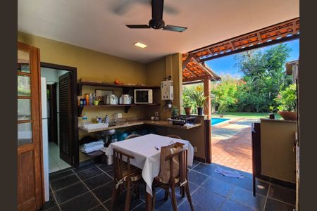 Casa de condomínio à venda com 400m², 4 quartos e 5 vagas Casa de condomínio à venda com 400m², 4 quartos e 5 vagasVaranda gourmet