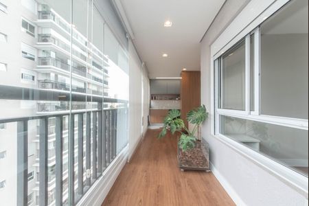 Apartamento à venda com 72m², 3 quartos e 1 vagaSala - Varanda Integrada
