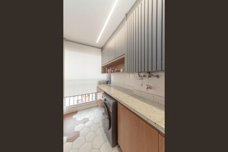 Apartamento à venda com 72m², 3 quartos e 1 vagaÁrea de Serviço
