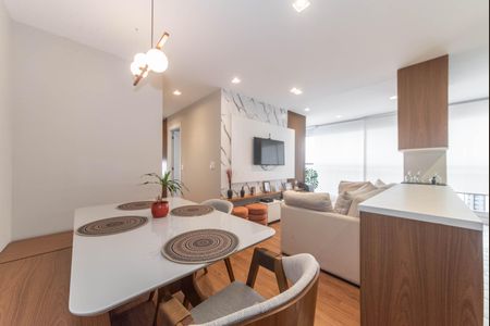 Apartamento à venda com 72m², 3 quartos e 1 vagaSala