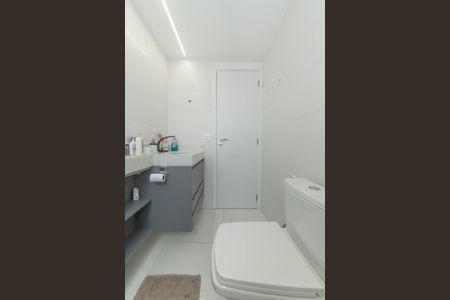 Apartamento à venda com 72m², 3 quartos e 1 vagaBanheiro da Suíte