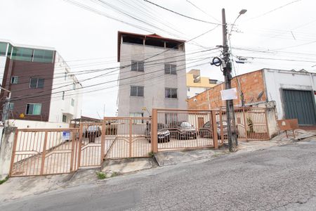 Apartamento à venda com 65m², 2 quartos e 1 vagaFachada