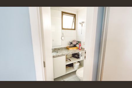 Apartamento à venda com 124m², 4 quartos e 3 vagasBanheiro da Suíte 1