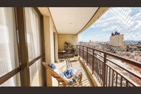 Apartamento à venda com 124m², 4 quartos e 3 vagasVaranda da Sala