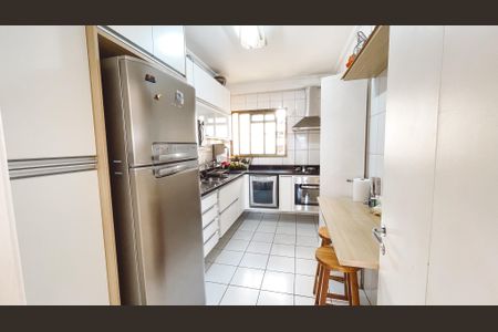 Apartamento à venda com 124m², 4 quartos e 3 vagasCozinha