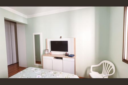 Apartamento à venda com 124m², 4 quartos e 3 vagasSuíte 2