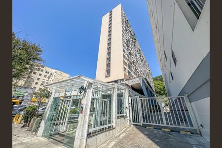 Studio para alugar com 25m², 1 quarto e sem vaga Studio para alugar com 25m², 1 quarto e sem vagaFachada