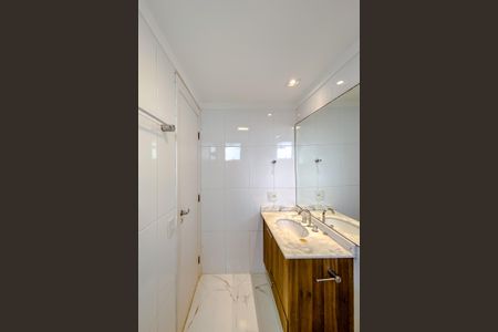 Apartamento à venda com 112m², 3 quartos e 2 vagasBanheiro da Suíte 2