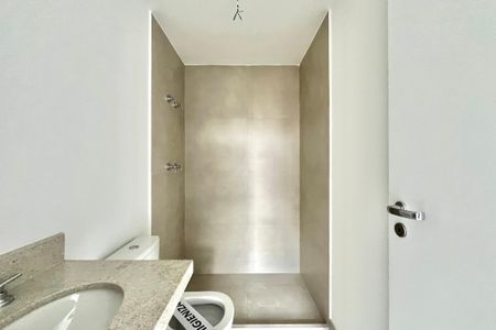 Apartamento à venda com 141m², 3 quartos e 2 vagas Apartamento à venda com 141m², 3 quartos e 2 vagasBanheiro da Suíte 3