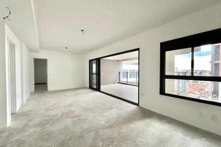 Sala de apartamento à venda com 3 quartos, 141m² em Mirandópolis, São Paulo