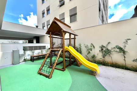 Apartamento à venda com 141m², 3 quartos e 2 vagas Apartamento à venda com 141m², 3 quartos e 2 vagasÁrea comum - Playground