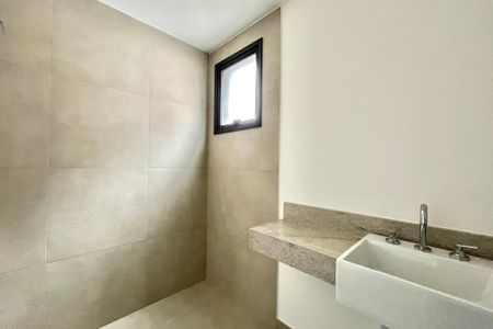 Apartamento à venda com 141m², 3 quartos e 2 vagas Apartamento à venda com 141m², 3 quartos e 2 vagasBanheiro da Suíte 2