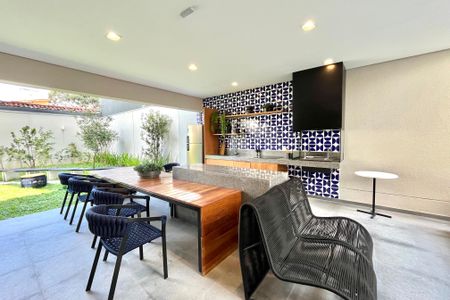 Apartamento à venda com 141m², 3 quartos e 2 vagas Apartamento à venda com 141m², 3 quartos e 2 vagasÁrea comum - Churrasqueira