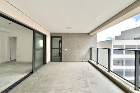 Varanda de apartamento à venda com 3 quartos, 141m² em Mirandópolis, São Paulo