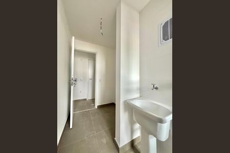 Apartamento à venda com 141m², 3 quartos e 2 vagas Apartamento à venda com 141m², 3 quartos e 2 vagasÁrea de Serviço