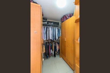 Casa à venda com 132m², 2 quartos e 1 vaga Casa à venda com 132m², 2 quartos e 1 vagaSuíte 1 - Closet