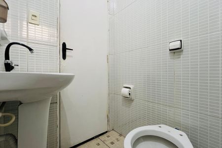 Apartamento para alugar com 60m², 1 quarto e sem vagaBanheiro
