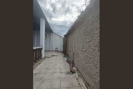 Casa à venda com 104m², 2 quartos e 1 vaga Casa à venda com 104m², 2 quartos e 1 vagaQuintal