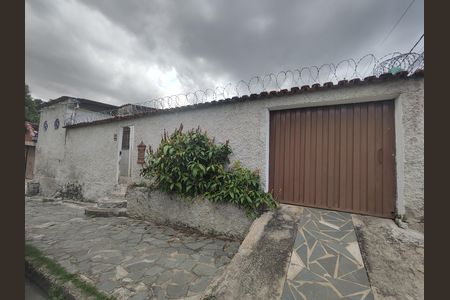 Casa à venda com 104m², 2 quartos e 1 vaga Casa à venda com 104m², 2 quartos e 1 vagaFachada Externa