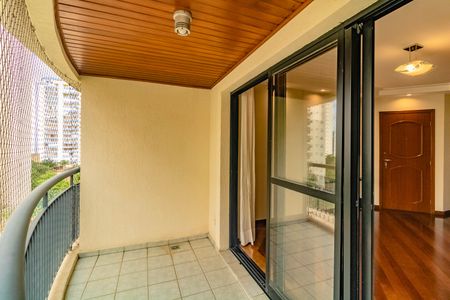 Apartamento para alugar com 130m², 3 quartos e 3 vagas Apartamento para alugar com 130m², 3 quartos e 3 vagasVaranda da Sala