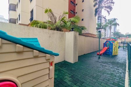 Apartamento para alugar com 130m², 3 quartos e 3 vagas Apartamento para alugar com 130m², 3 quartos e 3 vagasÁrea comum