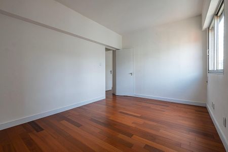 Apartamento à venda com 169m², 3 quartos e 1 vaga Apartamento à venda com 169m², 3 quartos e 1 vagaQuarto 1