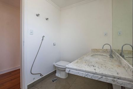 Apartamento à venda com 169m², 3 quartos e 1 vaga Apartamento à venda com 169m², 3 quartos e 1 vagaSuíte - Banheiro